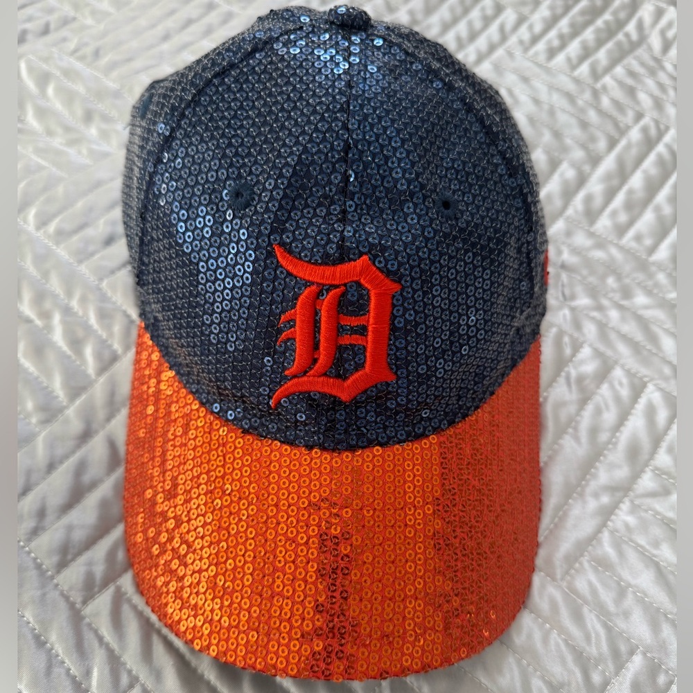 Victoria Secret PINK Brand sequence DETROIT TIGERS baseball cap 🧡💙